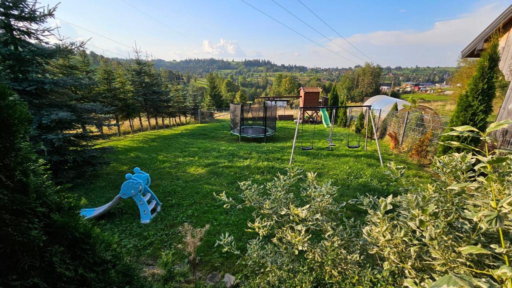 Bukowiański Dworek - Wyciągi, Narciarnia, Kuchnia - 12