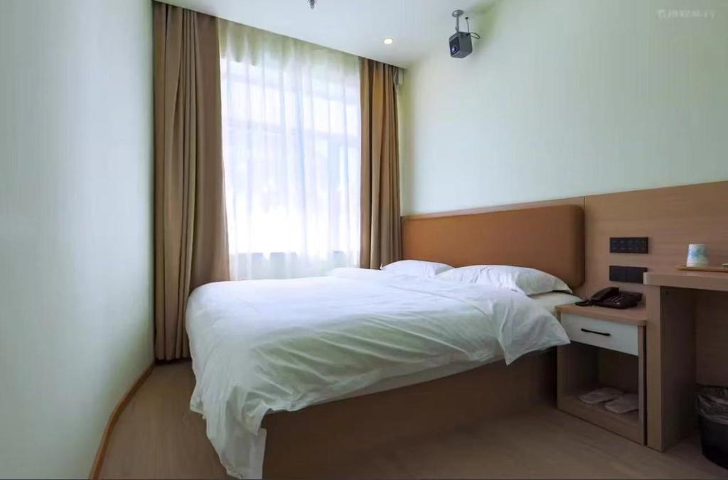 Yinmo Hotel Beijing Tiananmen Square Branch - Superior Queen Room