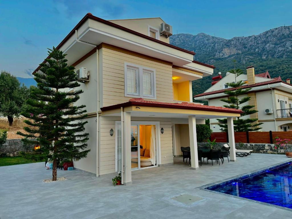 Πισίνα στο ή κοντά στο Villa Serenity By Luxury Group