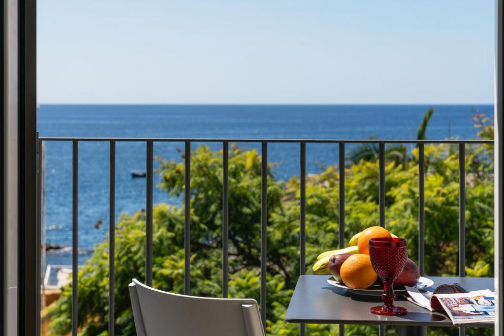 Fort of Old Town Apartments by OurMadeira - 