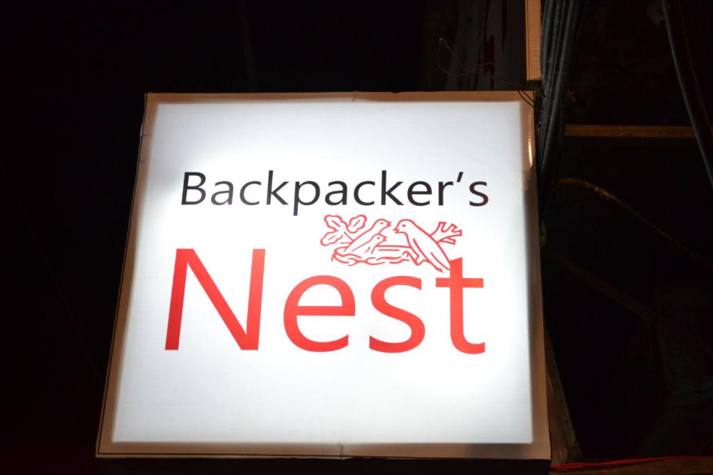 Certifikát, hodnocení, plakát nebo jiný dokument vystavený v ubytování Backpacker's Nest