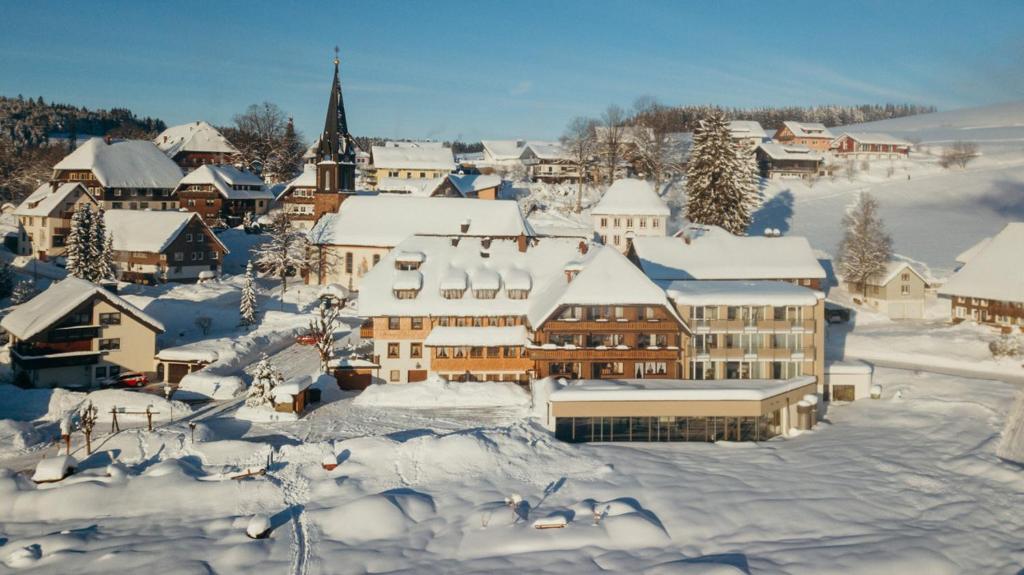 Hotel Sonne Post mit Schwimmbad v zimě