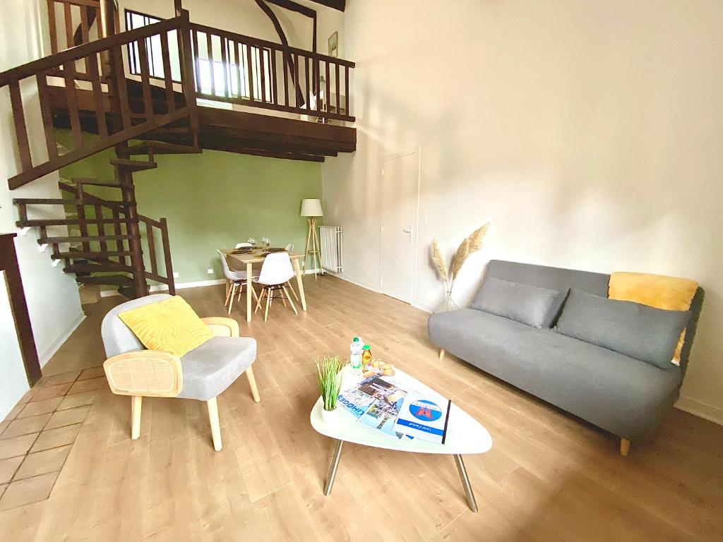 Posezení v ubytování Le Duplex, magnifique centre historique