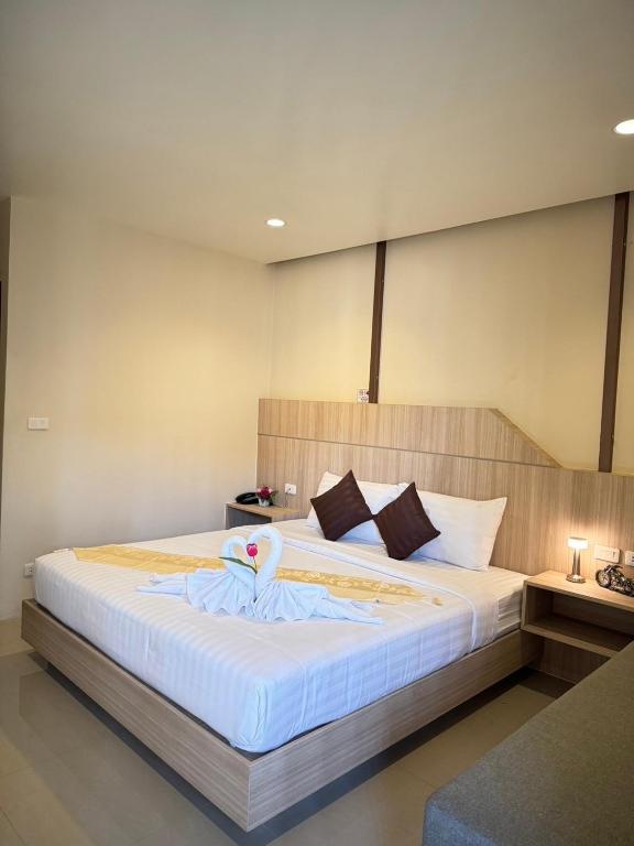 The Way Patong Hotel - Resim 14