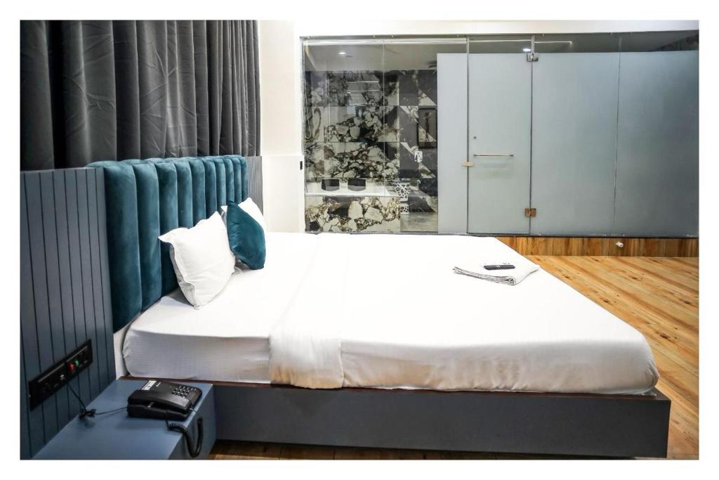HOTEL THE PARKER INN By KBNT GROUP - Başkanlık Süiti
