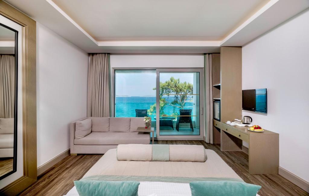Blue Dreams Resort Bodrum-Ultra All Inclusive - 