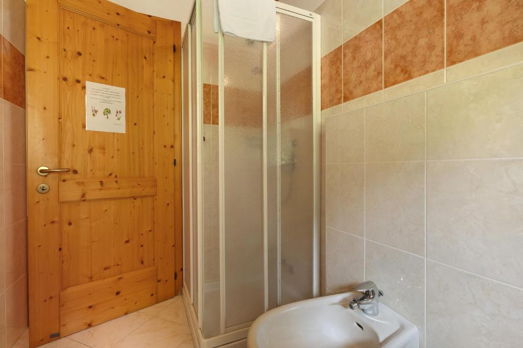 Koupelna v ubytování Agritur Maso Pan