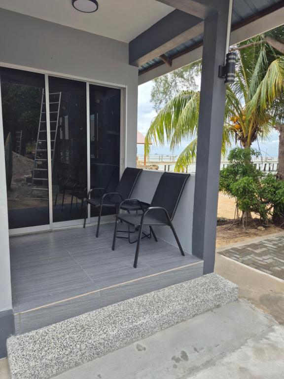 River Side Chalet Tioman photo