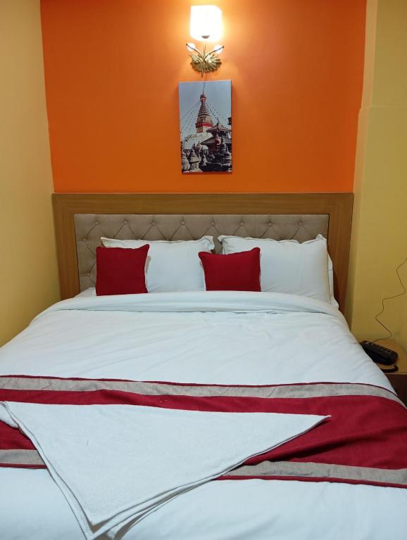 Postel nebo postele na pokoji v ubytování Rambler's Hotel