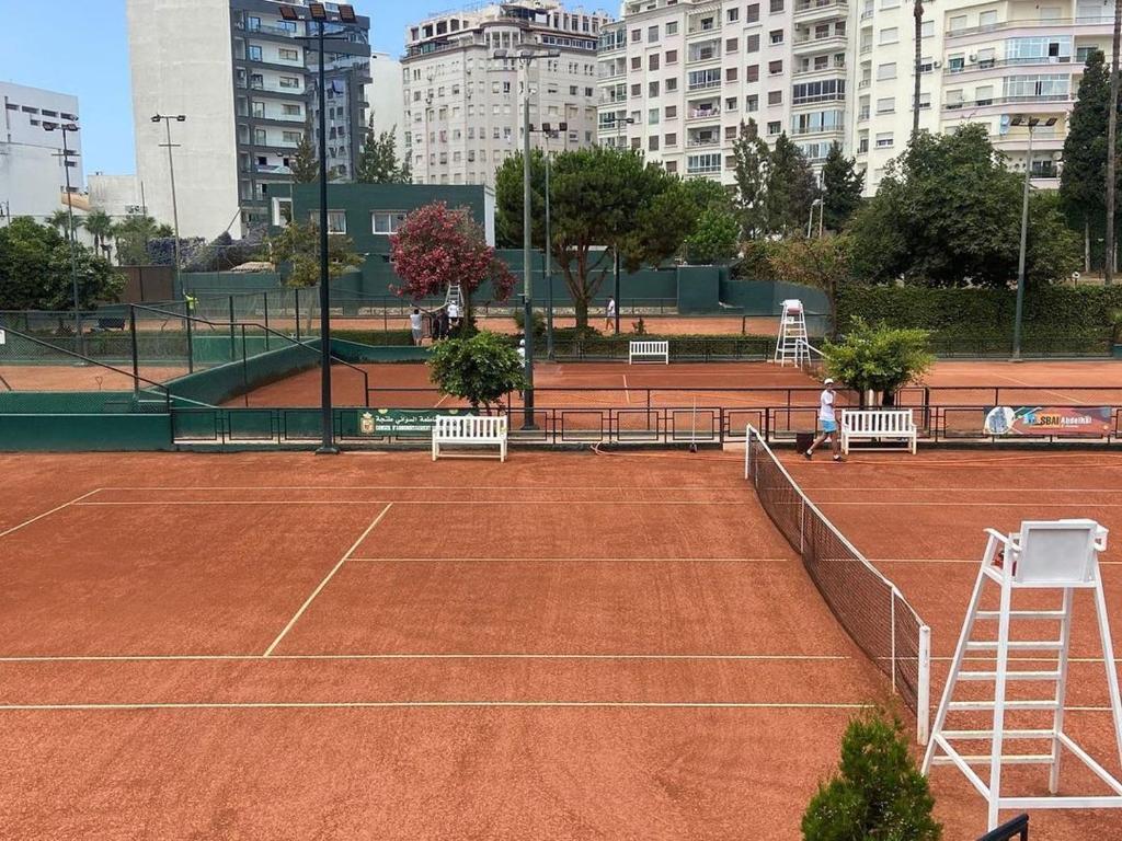Tennis ja/või seinatennis majutusasutuses Tangier Kasbah Hostel või selle läheduses