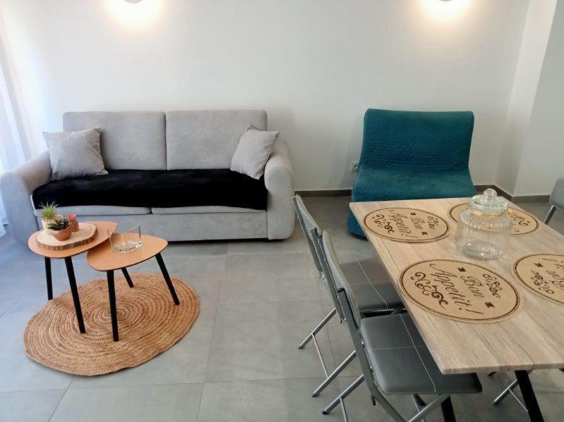 Photo de la galerie de l'établissement Appartement, à Saint-Raphaël