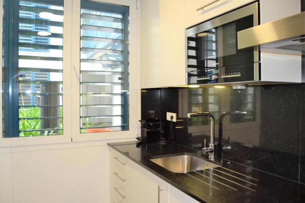 Zdjęcie z galerii obiektu Acogedor apartamento junto al Museo Picasso w Maladze