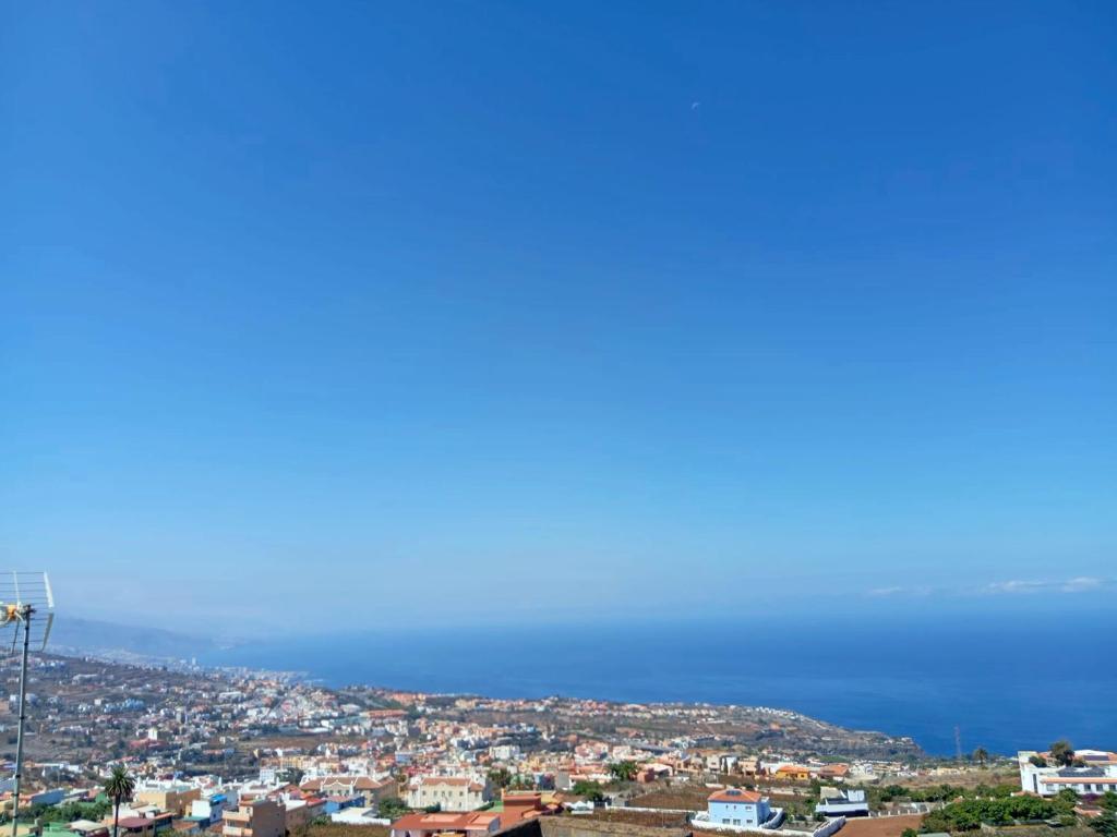 Fotografie z fotogalerie ubytování Live la Victoria Carril - Casa acogedora y familiar con terraza completa v destinaci La Victoria de Acentejo