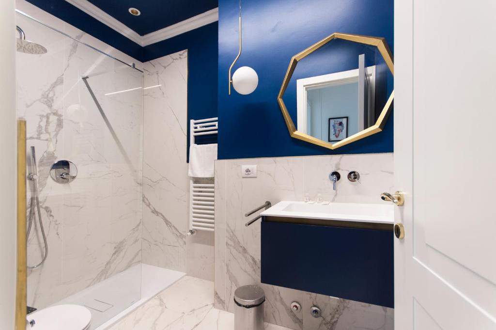 A bathroom at YouHosty - Mascagni 20