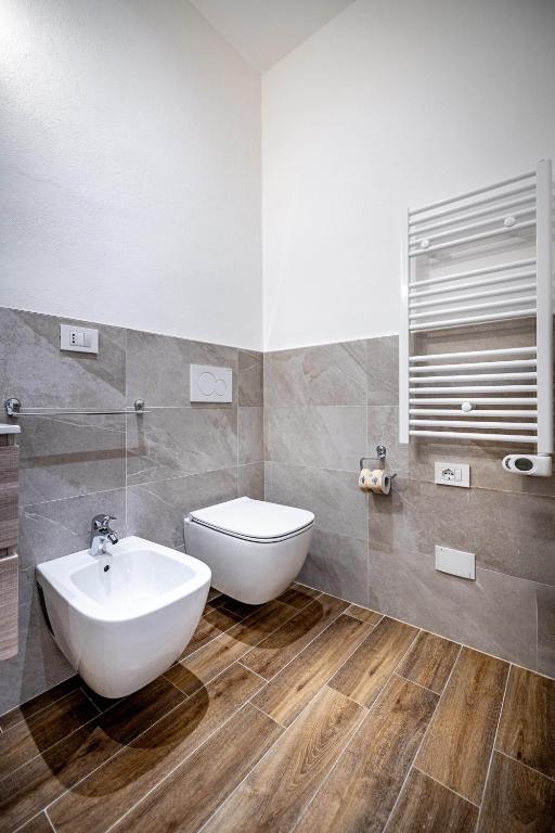 Bagno di YD elegant apt with garden
