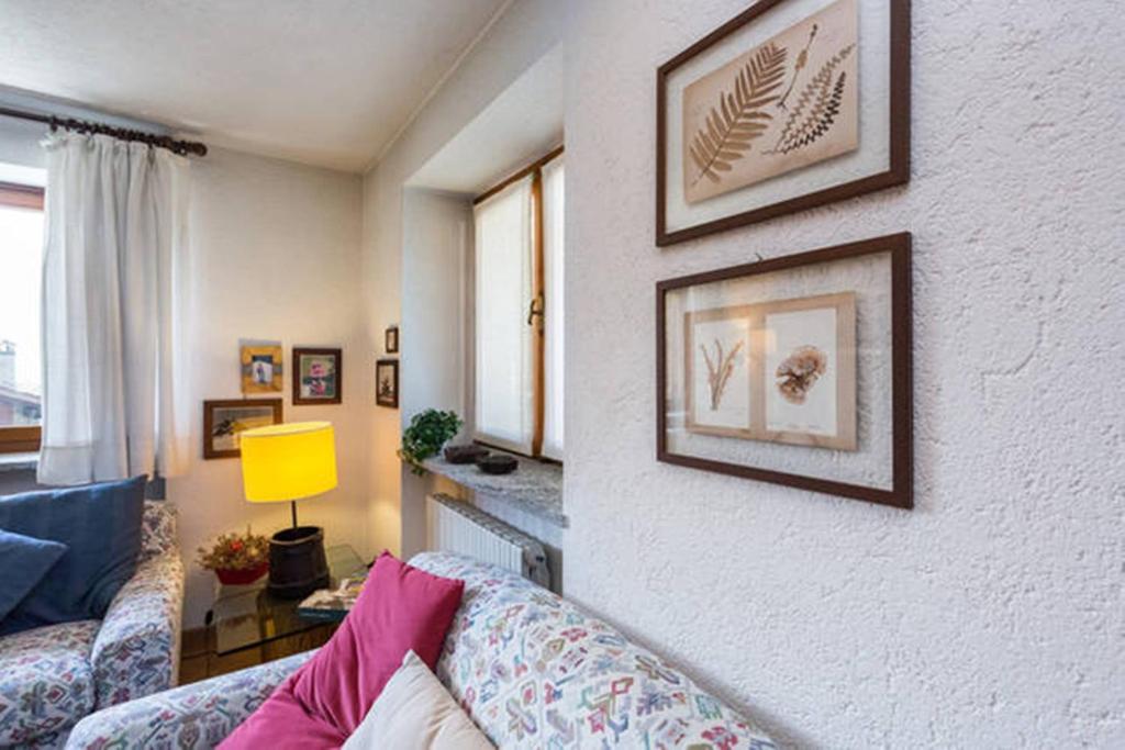 Zdjęcie z galerii obiektu Chalet di Charme a Courmayeur w mieście Courmayeur