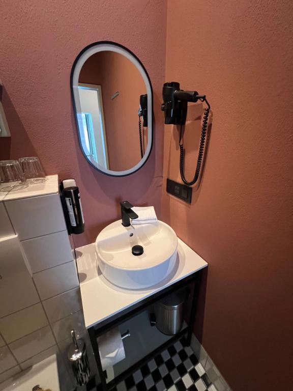 Lint Hotel Köln - Resim 34