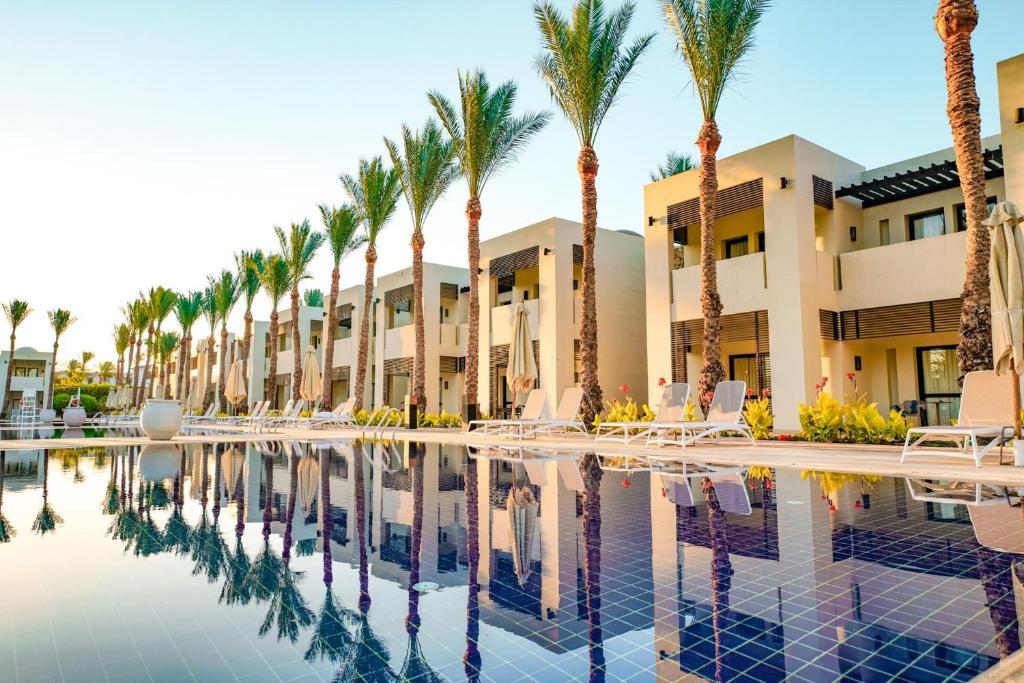 Бассейн в Sentido Reef Oasis Aqua Park Resort или поблизости