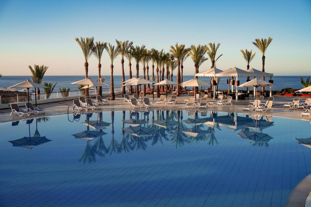 Бассейн в Sentido Reef Oasis Aqua Park Resort или поблизости