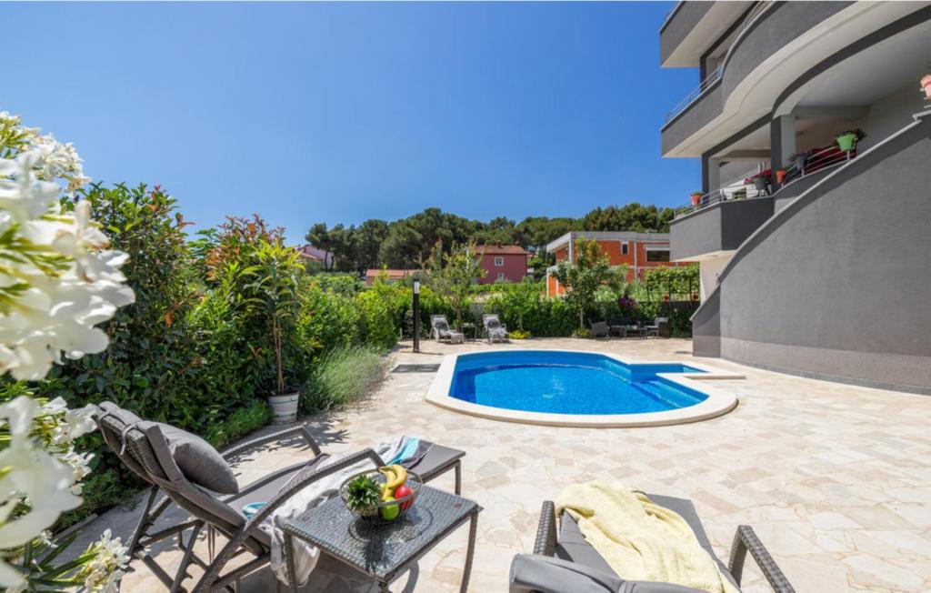 Bazén v ubytování Studio apartment with pool nebo v jeho okolí