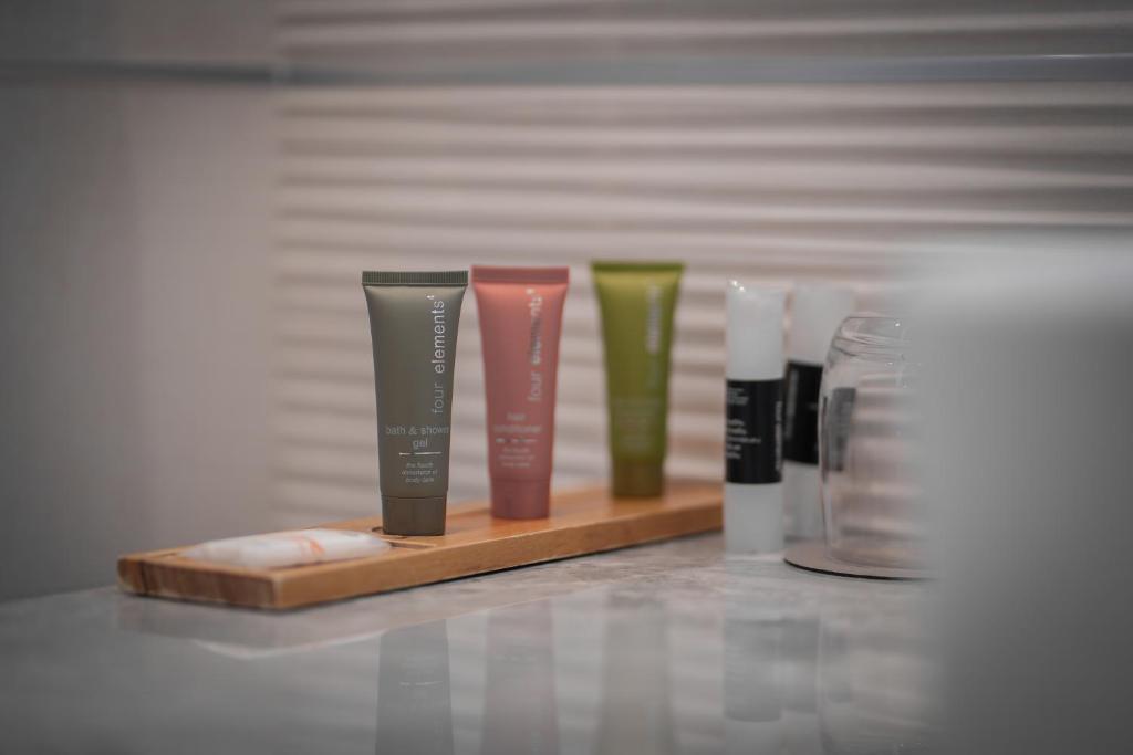 Golden Key Boutique Hotel - 5