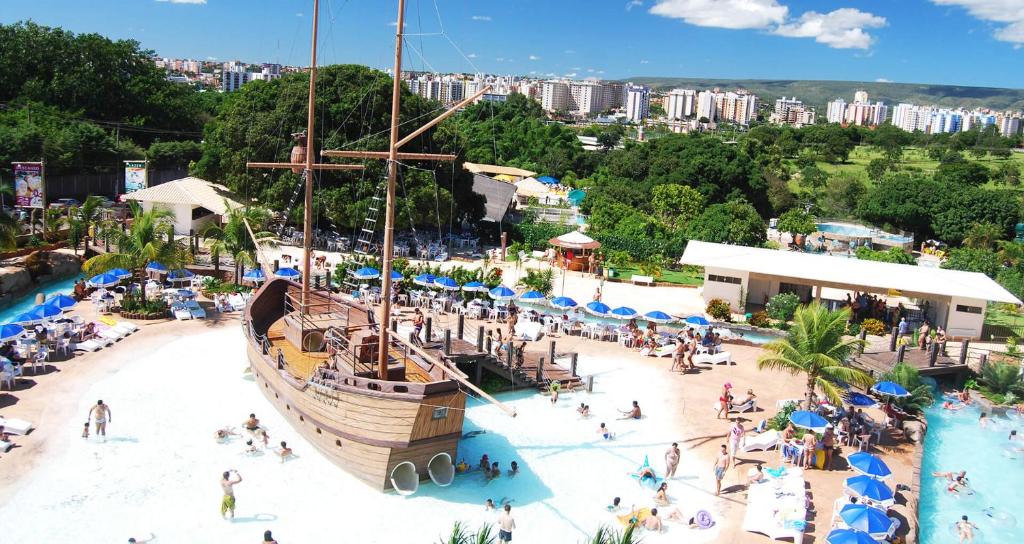 A piscina localizada em Piazza diRoma - COM ACESSO ao Acqua Park ou nos arredores