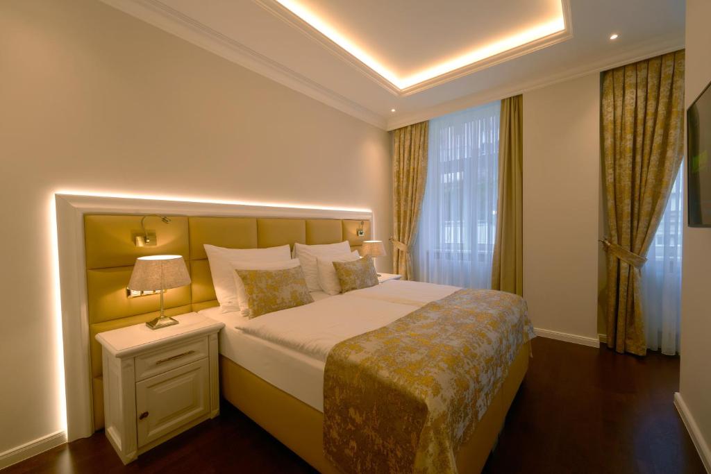 
Deluxe Junior Suite
