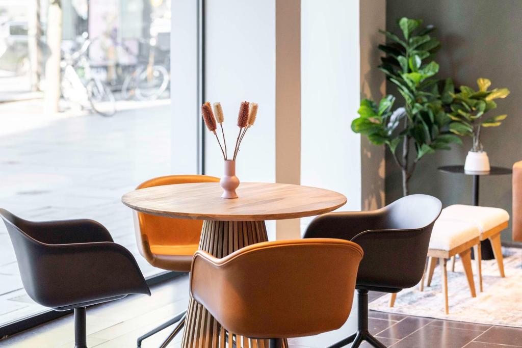 Park Inn by Radisson Antwerp City Centre - Resim 12