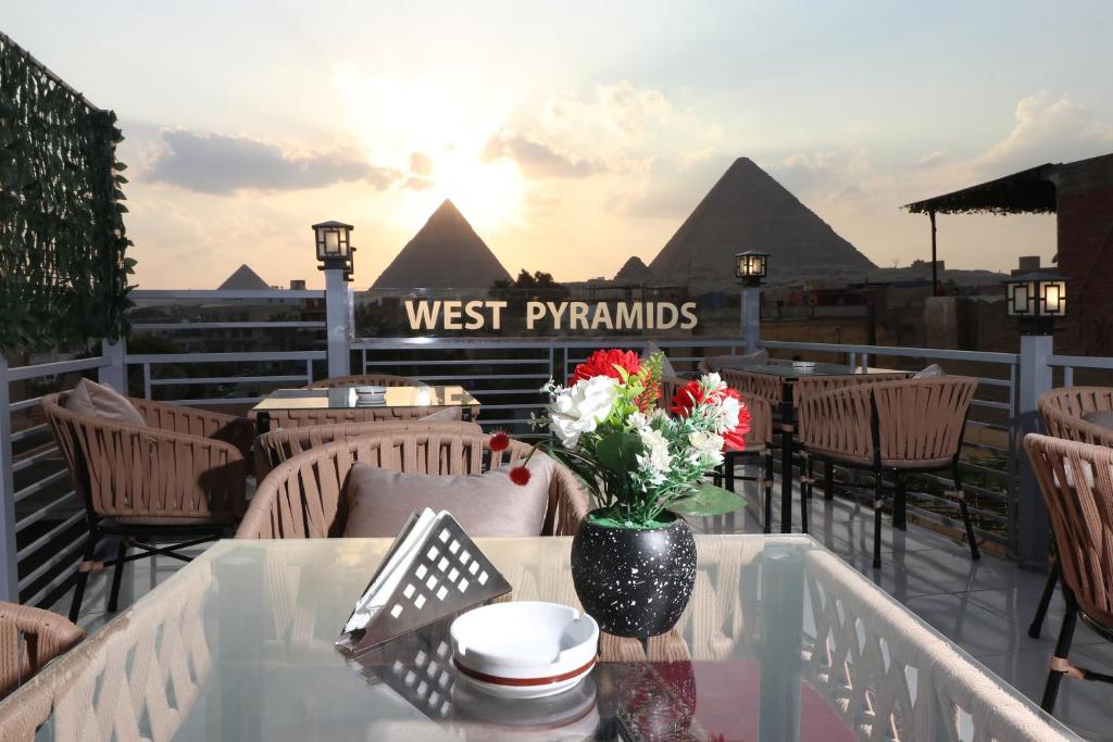Fotografie z fotogalerie ubytování West Pyramids Hotel v Káhiře