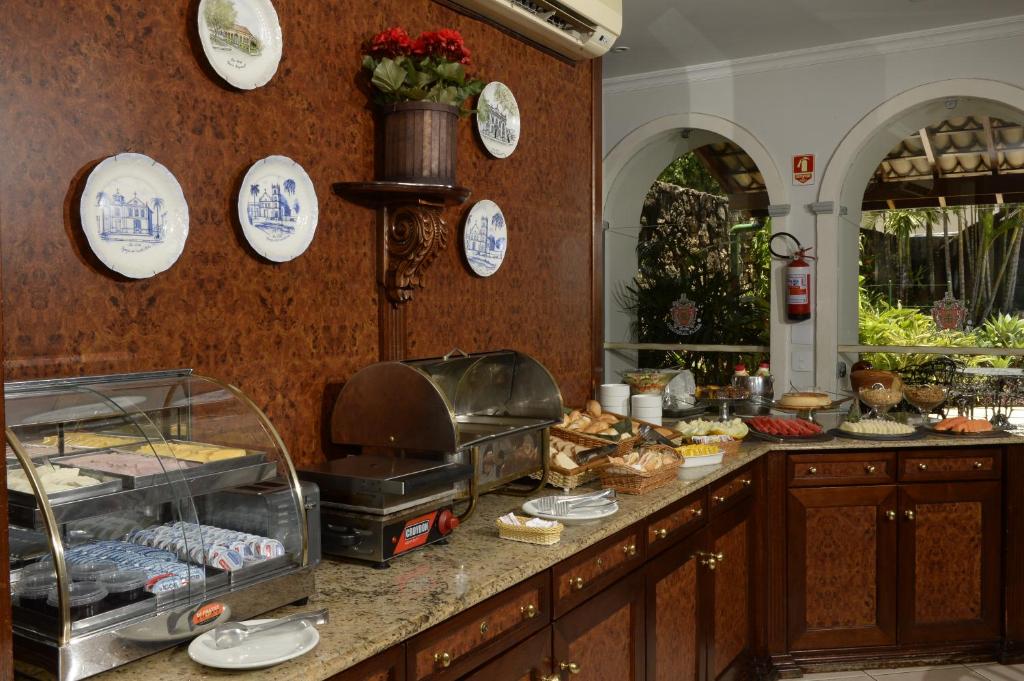  Hotel Colonial Plaza