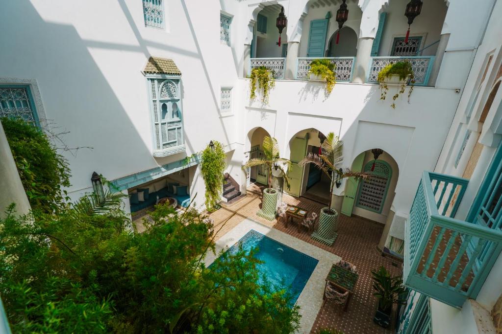 Bazén v ubytování Riad Assouel et Spa By La Siredrah nebo v jeho okolí