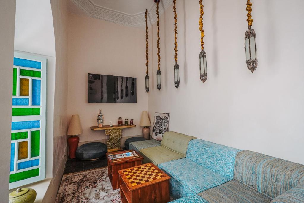 Posezení v ubytování Riad Assouel et Spa By La Siredrah