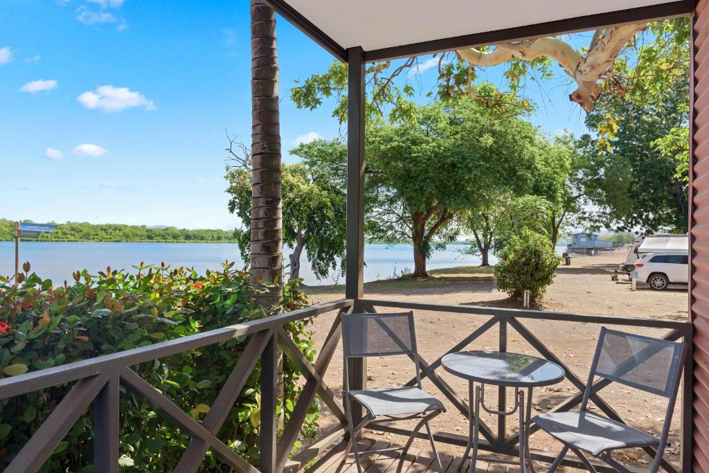 Discovery Parks - Lake Kununurra - Economie 1 Slaapkamer Hut (geen Ensuite)