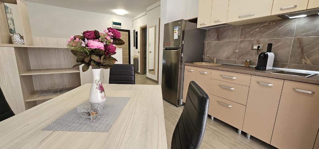 Apartament Resort cu Piscina Interioara Incalzita Sauna Jacuzzi Gym Parcare langa plaja