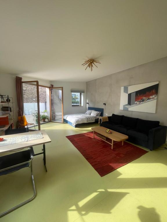 Stylish apartment, Top floor with private terrace 1084 Budapest, Mátyás tér 13 kép - 1