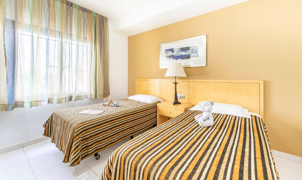 Hollywood Mirage - Excel Hotels & Resorts - 