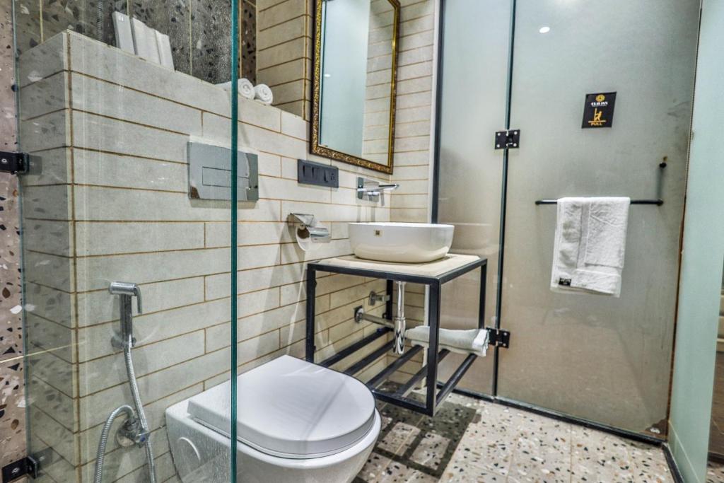 Koupelna v ubytování Clay Inn Hotels, Paschim Vihar