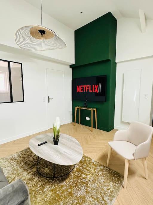 Photo de la galerie de l'établissement Le LOFT Scandinave - PROCHE MACON - PARKING GRATUIT, à Pont-de-Veyle