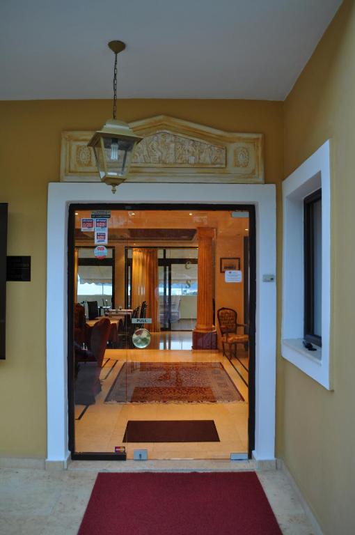Postel nebo postele na pokoji v ubytování Corfu Secret Hotel