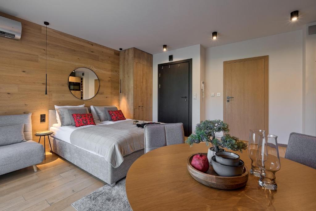 Białka Residence Ski - 50 m do Termy Bania, Odkryj-Białke - Studio Apartment With Balcony