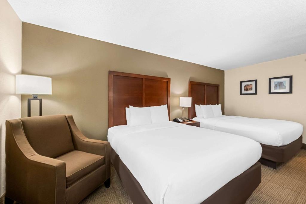 Comfort Inn & Suites Durham near Duke University - Queen Kamer Met 2 Queensize Bedden – Niet-Rokers
