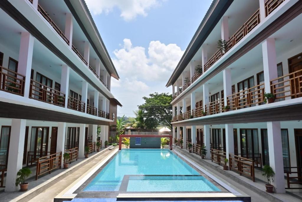 Bazén v ubytování Hotel Havelock Gateway nebo v jeho okolí