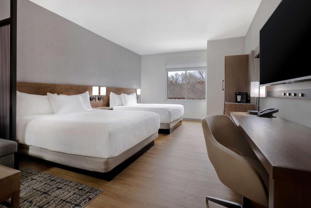 Postel nebo postele na pokoji v ubytování Hyatt Place Flagstaff