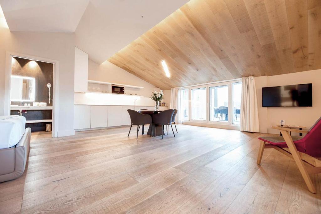 MYR Plaza Mercado & Spa - 6