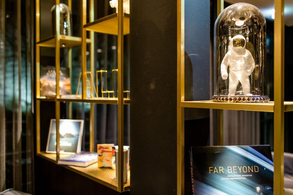 Motel One Nürnberg-Plärrer - Resim 17