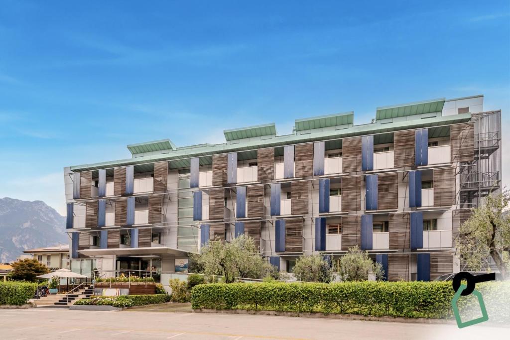 Nespecifikovaný výhled na hory nebo výhled na hory při pohledu z hotelu