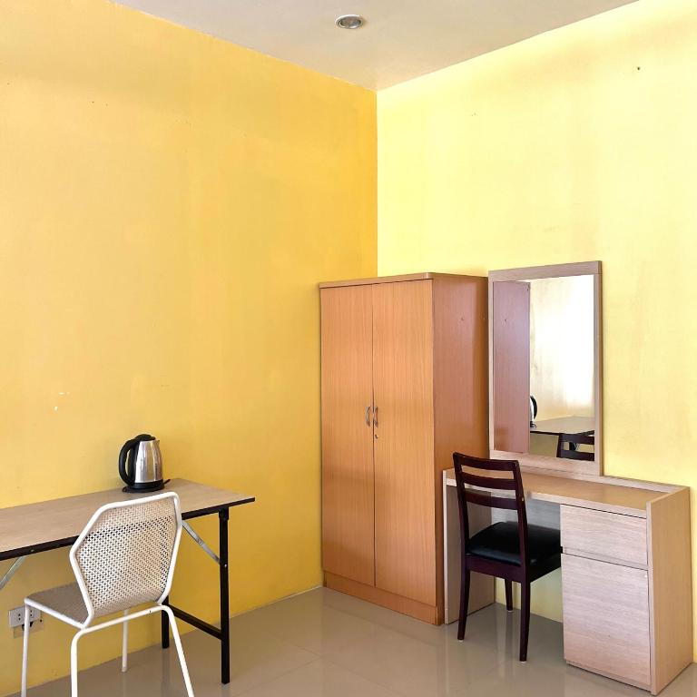 บ้านพักสิริ มุกดาหาร (Baan Siri Mukdahan) - Habitación Triple