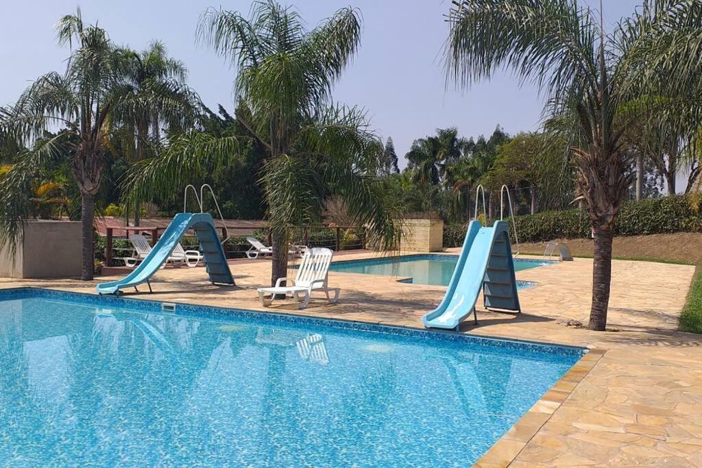 Bazén v ubytování Casa de campo em Limeira nebo v jeho okolí