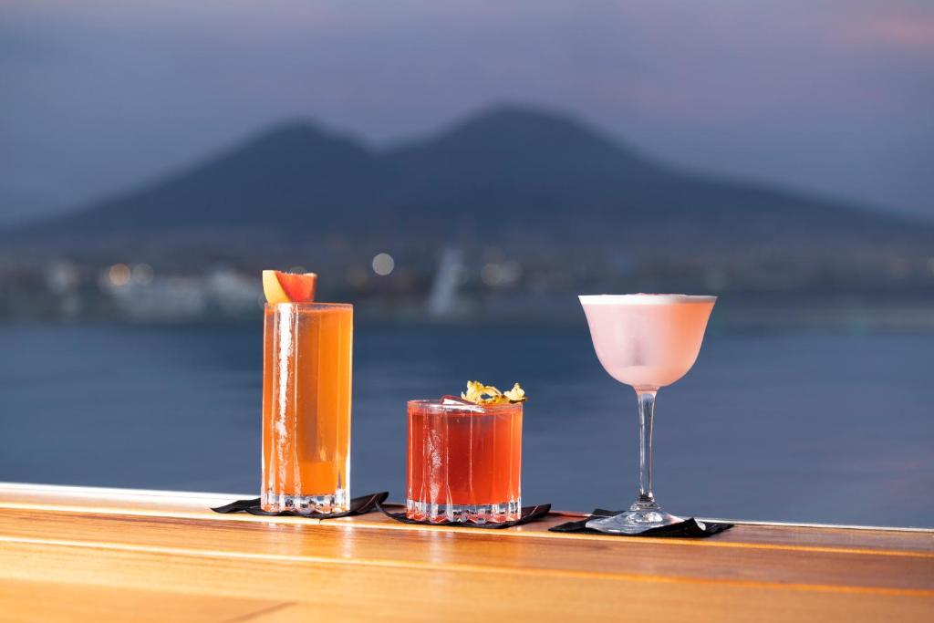 ROMEO Napoli - Resim 16