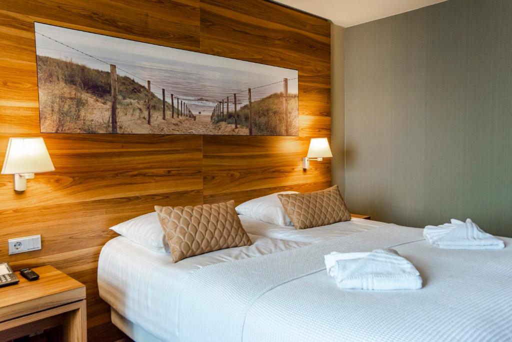 Rúm í herbergi á Suite with stunning sea view